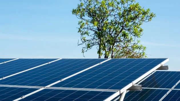 solar-panel-blue-sky