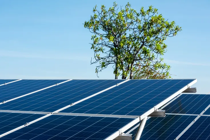 solar-panel-blue-sky